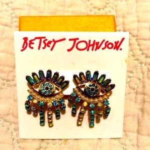 Betsey Johnson 🧿 Earrings